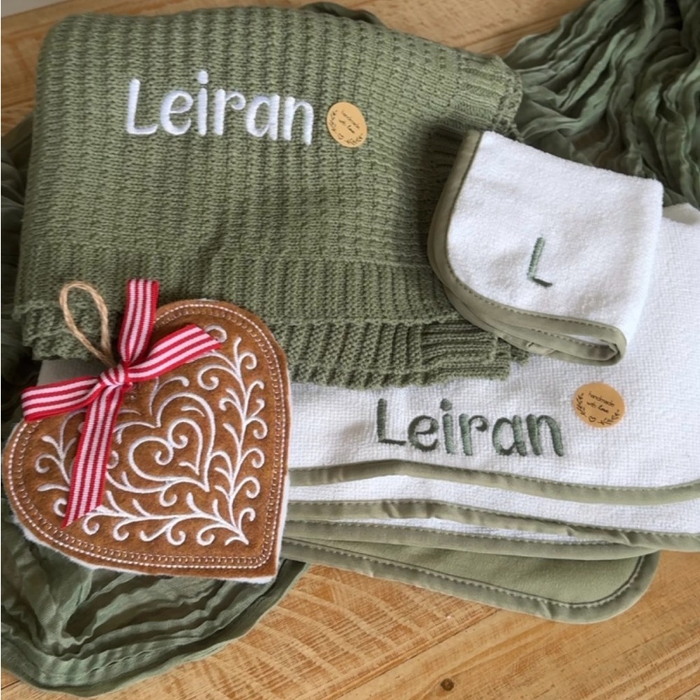 Green Kids blanket personalized, my IG marce_collectionss